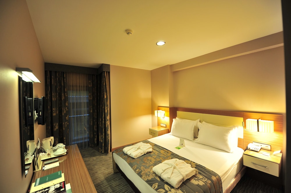YASMAK COMFORT HOTEL 8/32