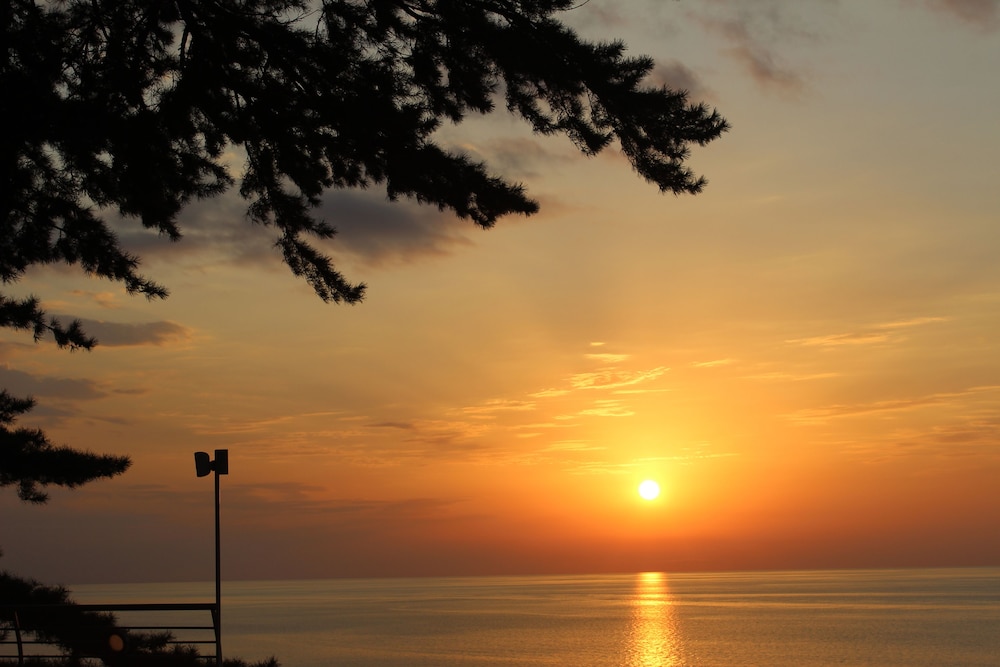 Castello Mare Hotel & Wellness Resort 94/102