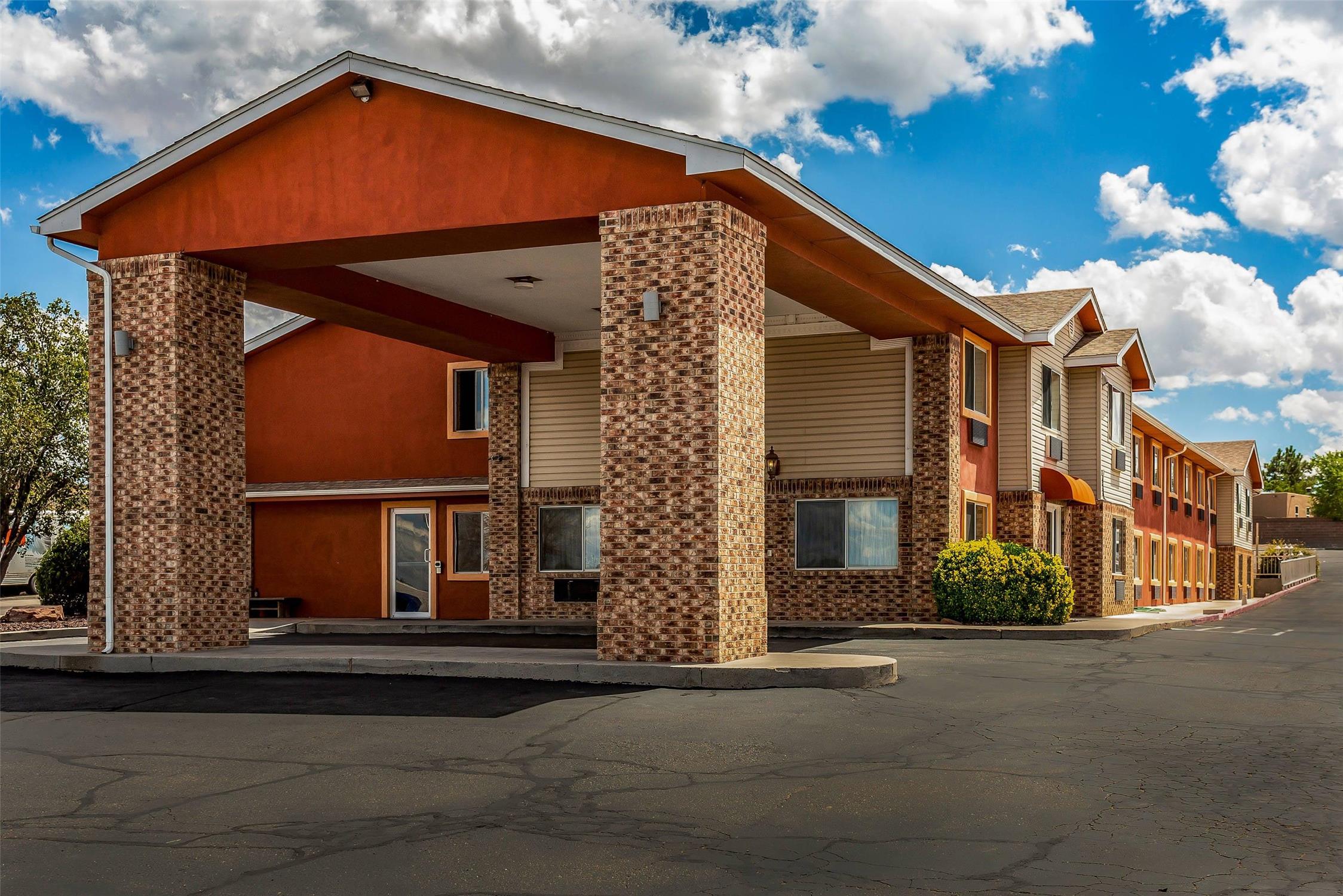 Quality Inn Los Lunas, NM 3/32