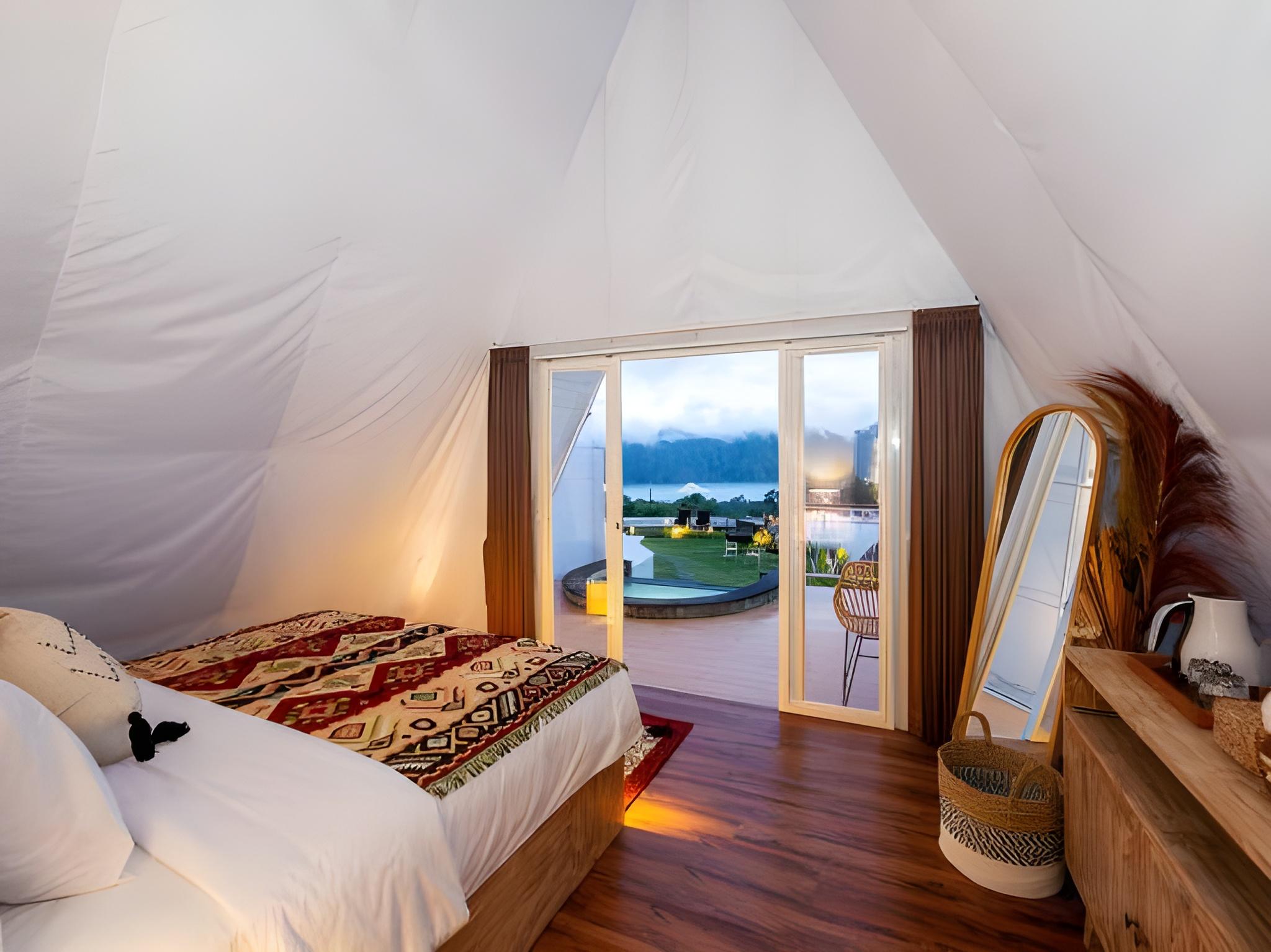 Suite Tent
