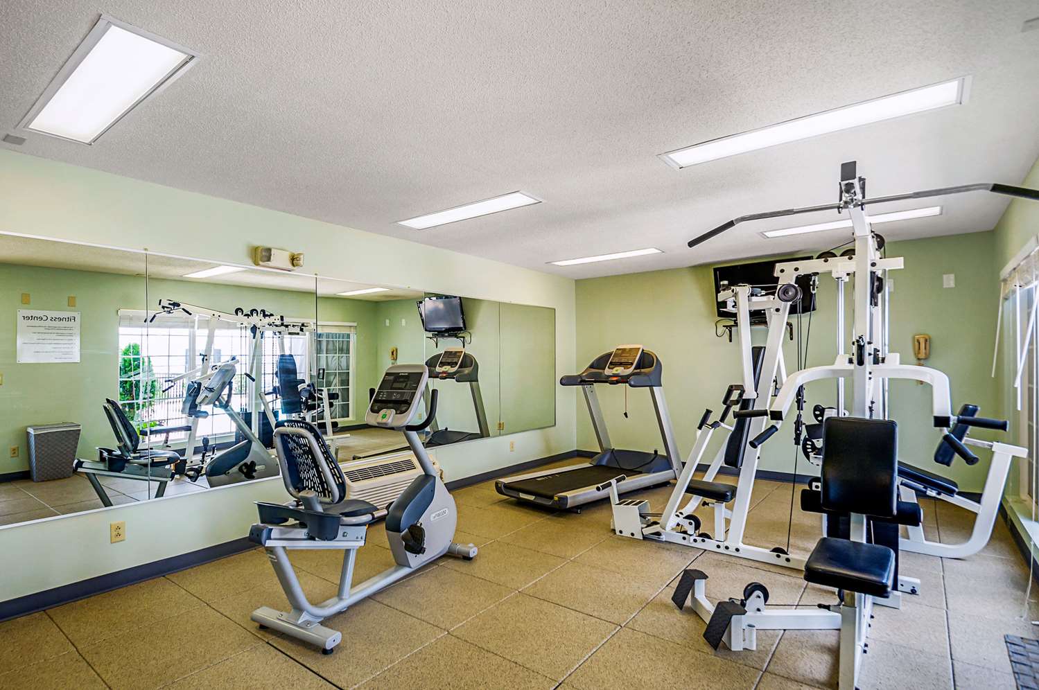 Quality Inn Harrisonburg I-81 16/38