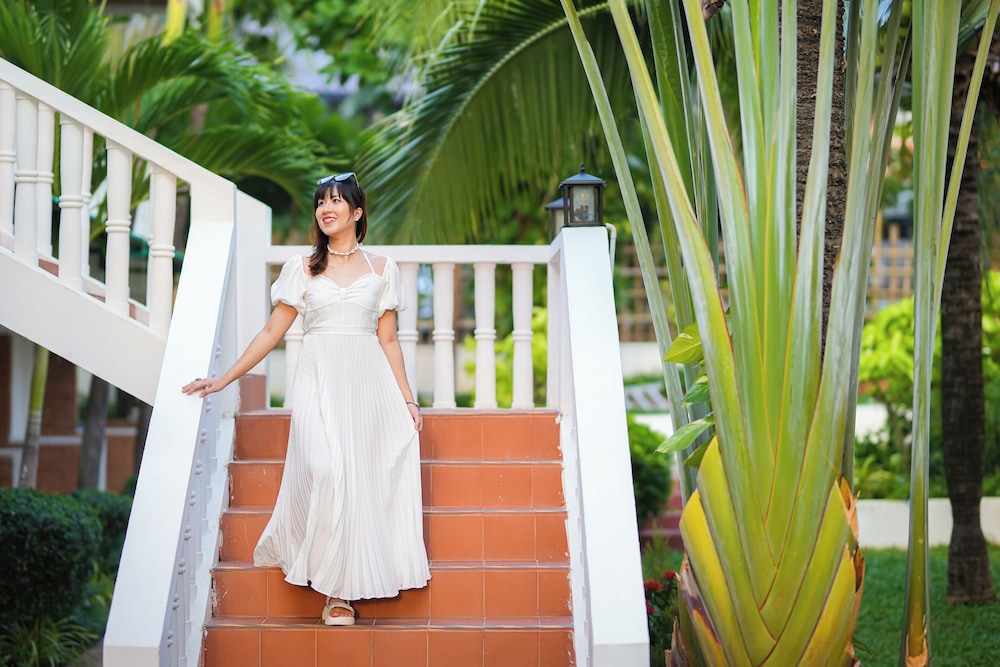 Touch Sea Boutique Hotel & Bistro in KARON BEACH