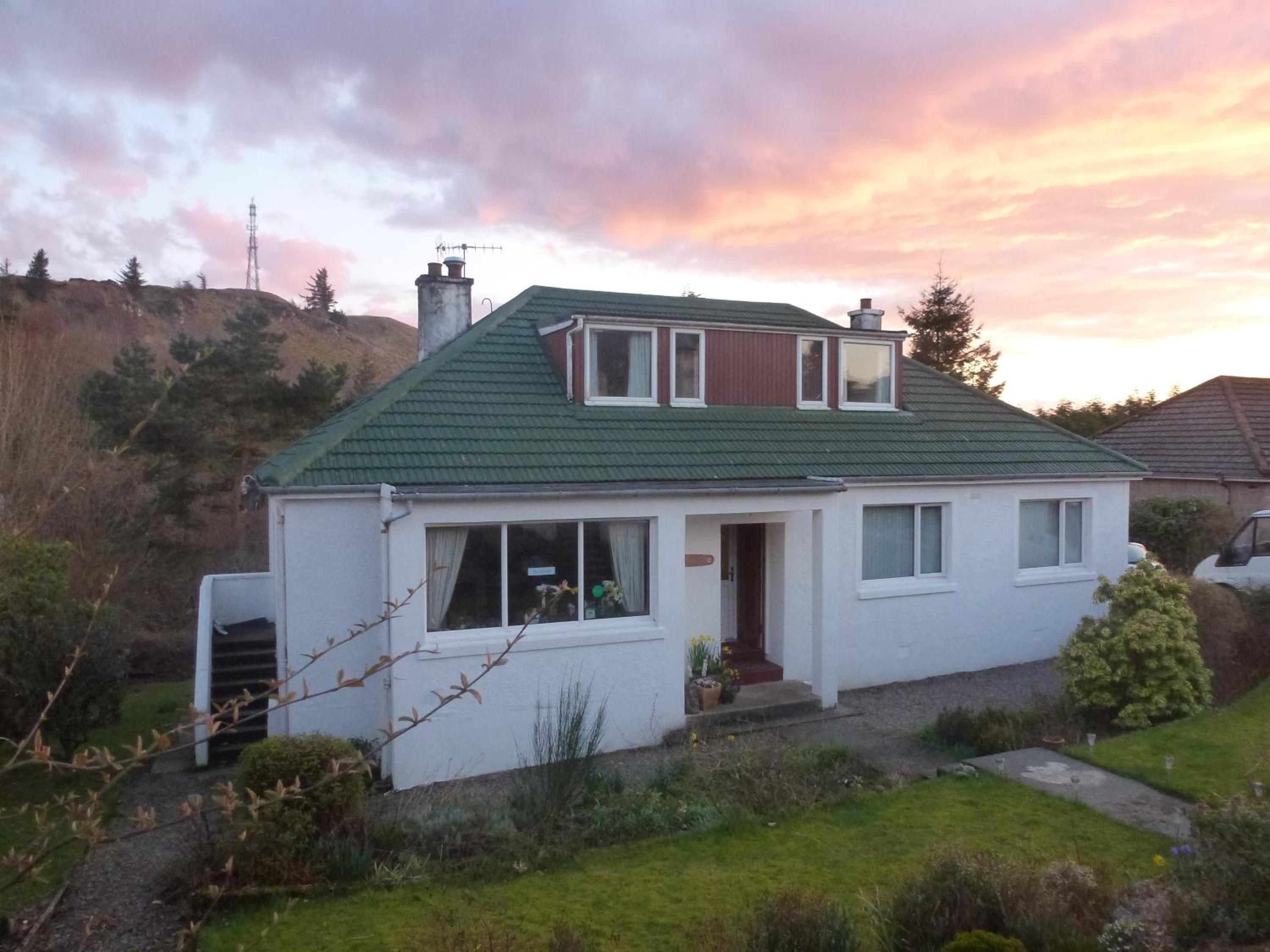 Don Muir Guest House 2/15