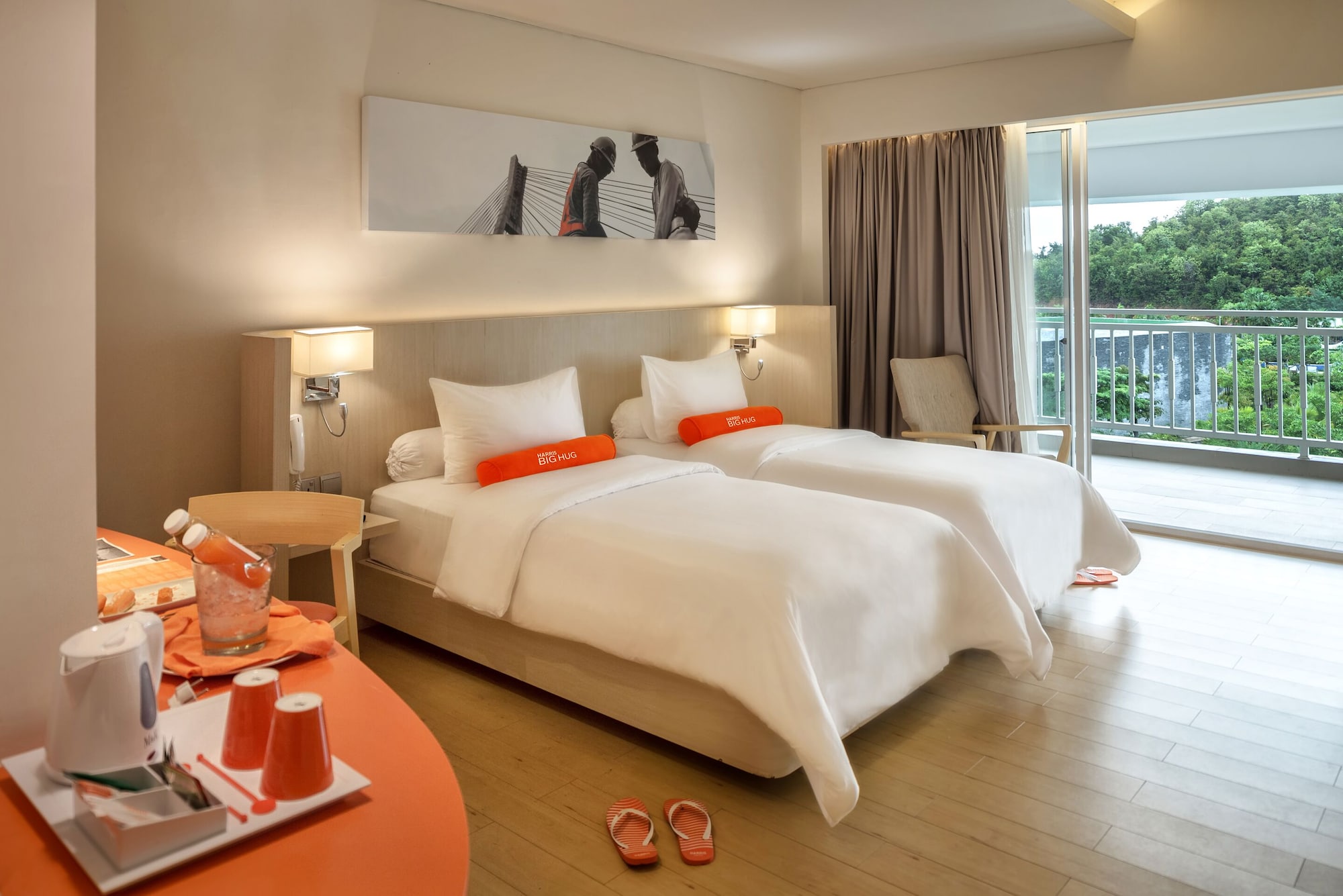 Harris, Double or Twin Bed, Garden View