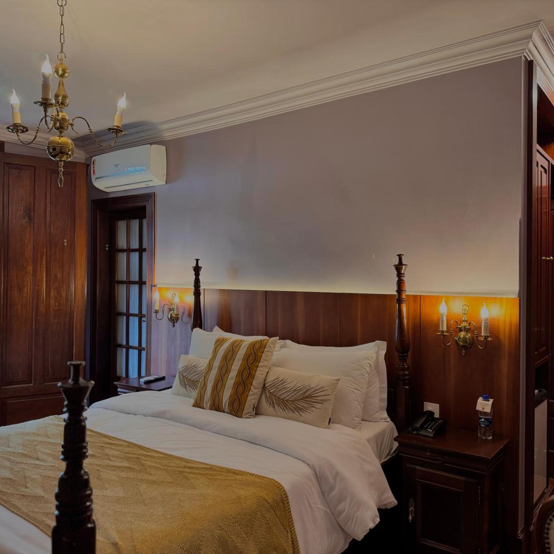 Aroso Paco Hotel 20/50