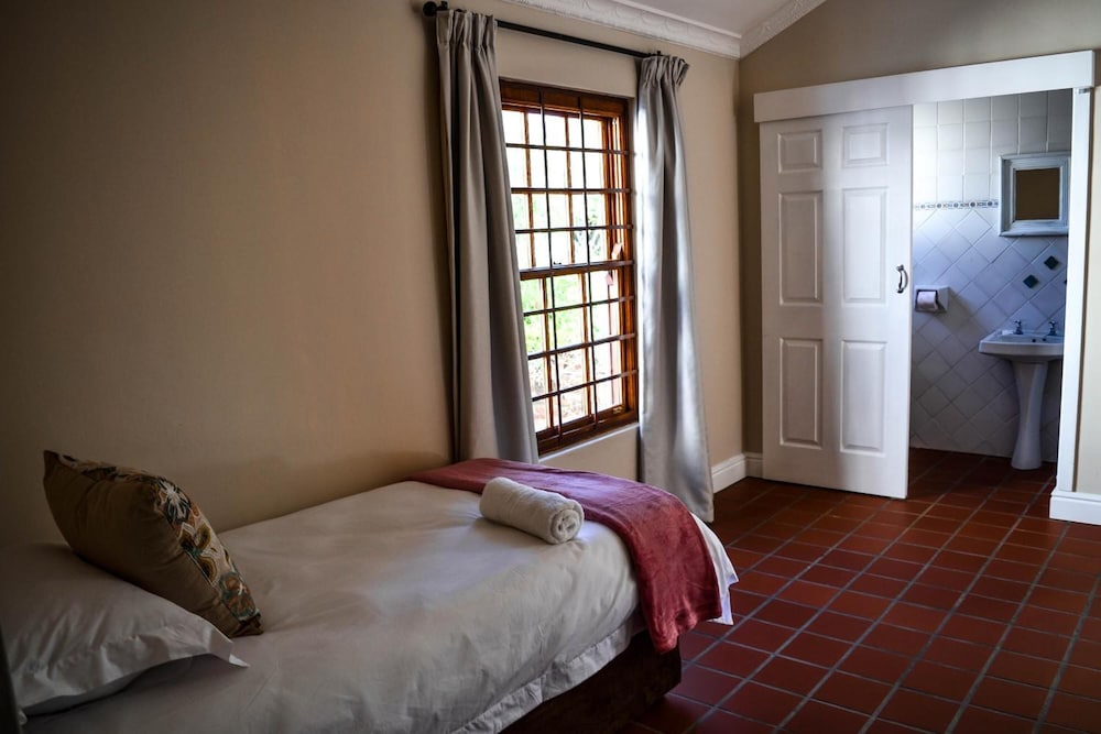 137 High Street Guest House 10/48