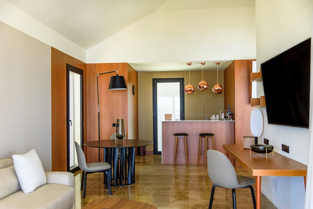 Excellence Oyster Bay Adults Only All Inclusive 58/75