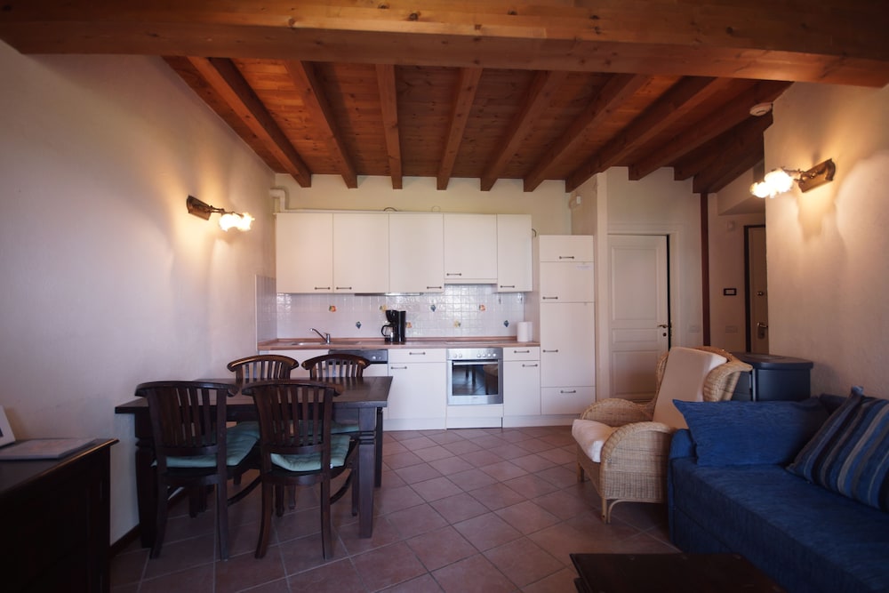 Lugana Village Resort & Sporting Club 33/50