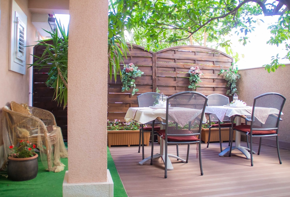 Villa Midea 31/50