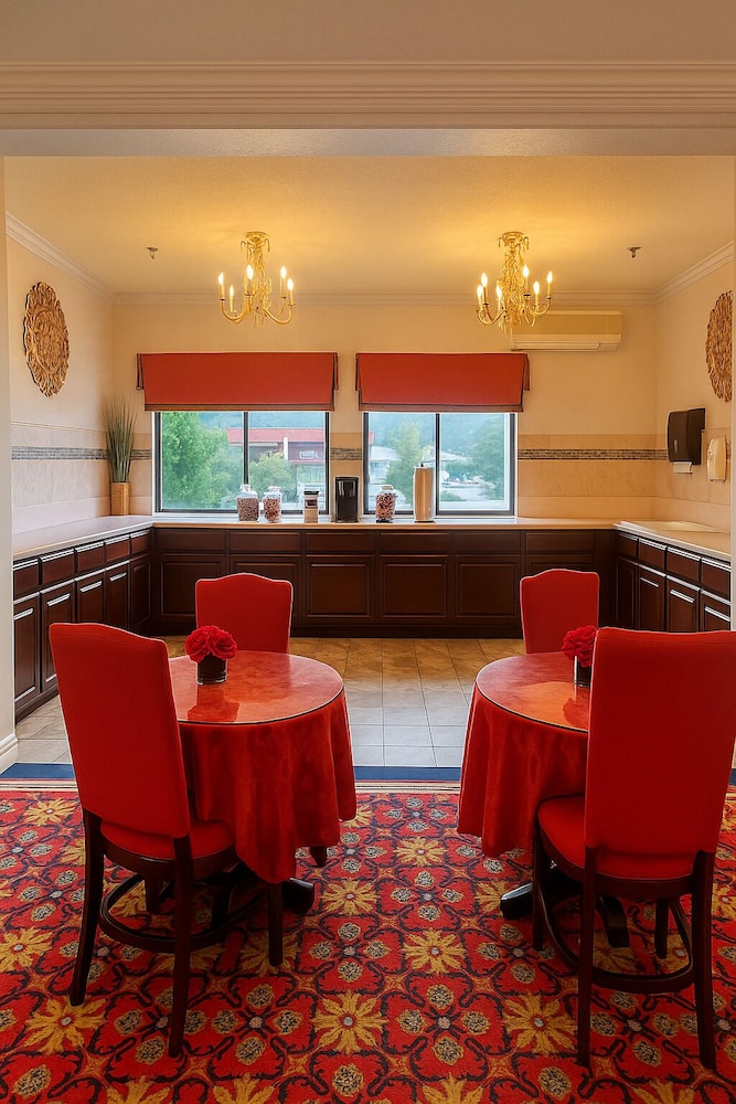 Carlyle Hotel 50/70