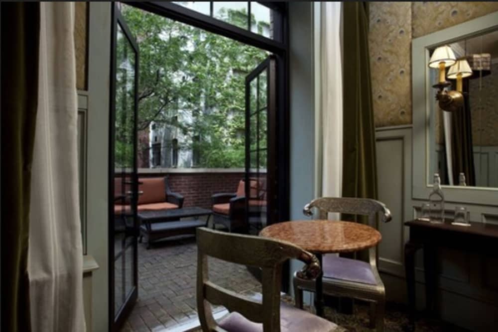 The Jane Hotel 38/51