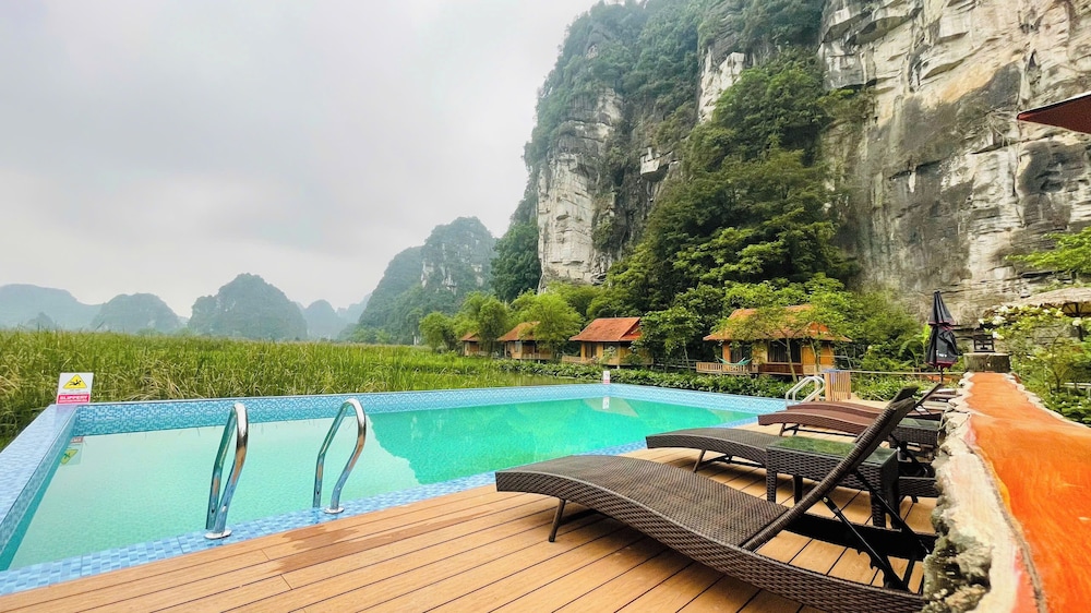Lotus Field Homestay 49/50