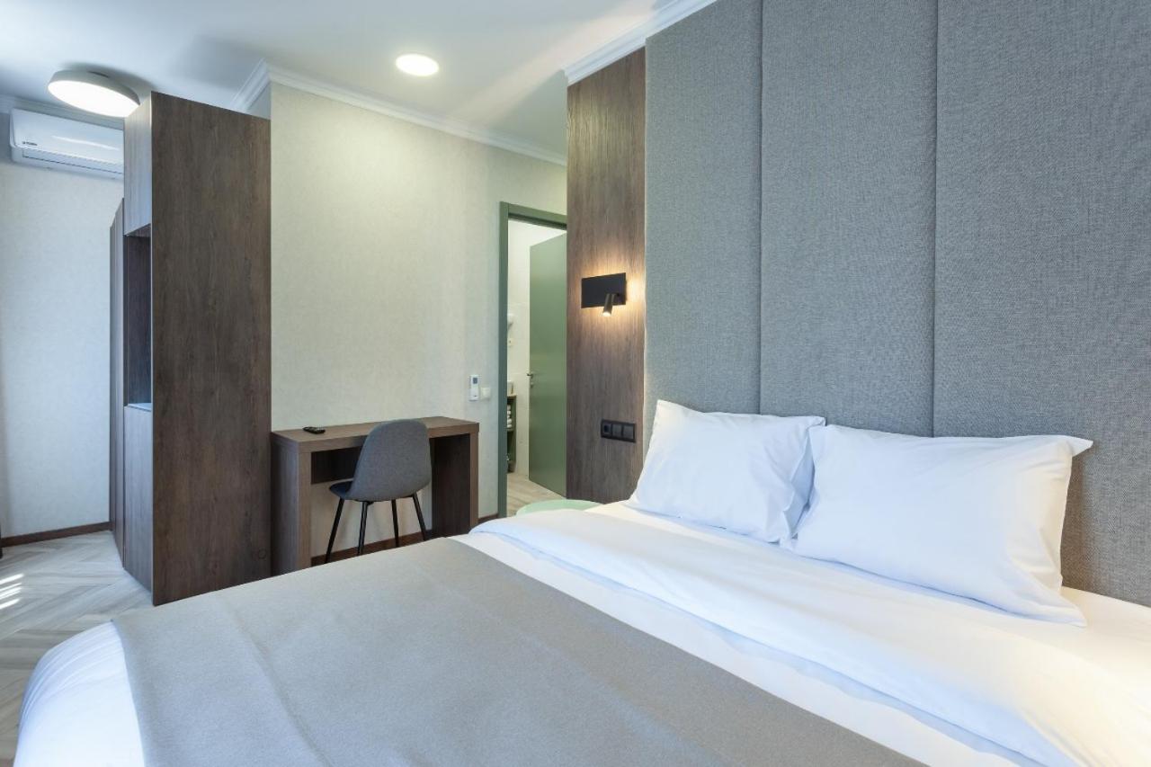 Family, Double Bed