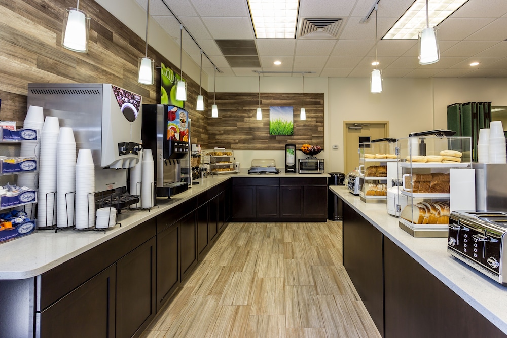 La Quinta Inn By Wyndham Clearwater Central 35/52