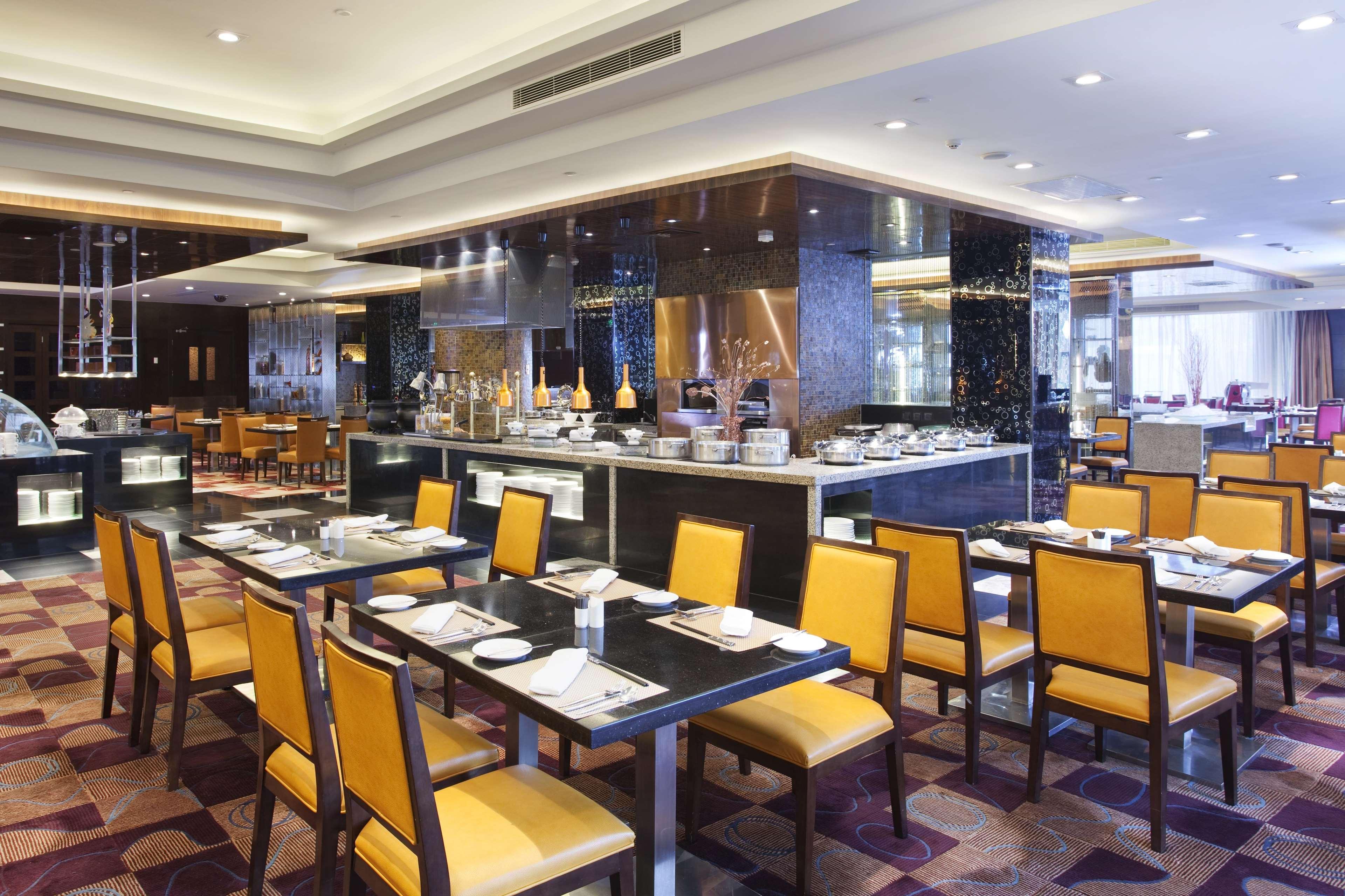V Continent Parkview Wuzhou 29/50
