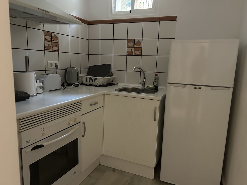 At Home In Malaga Bed And Breakfast 54/55