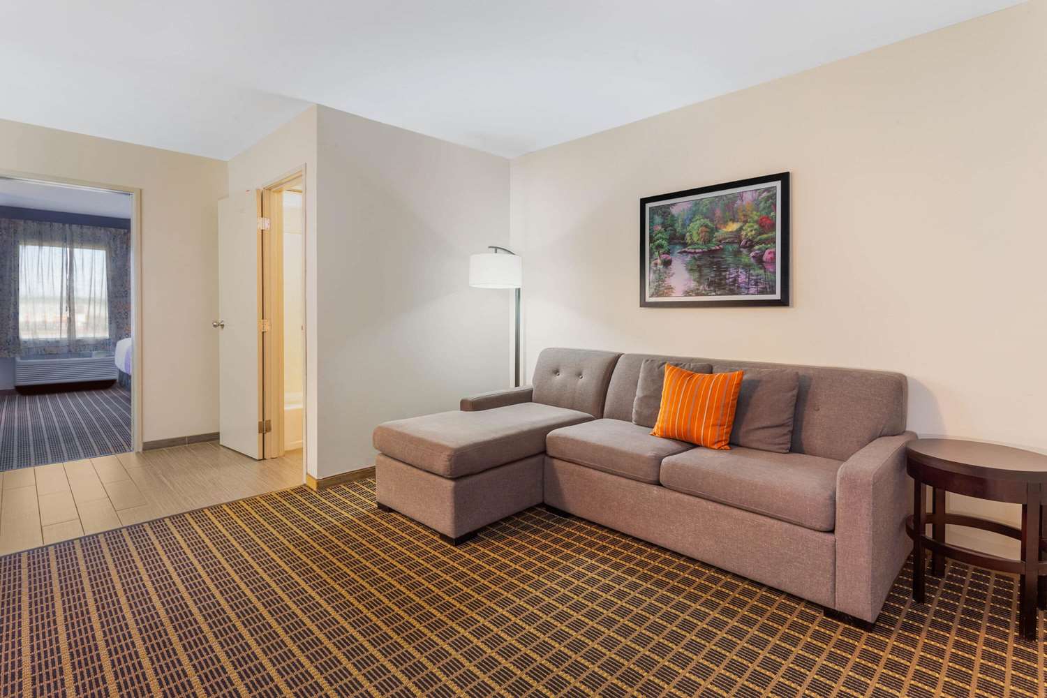 La Quinta Inn Suites Rockford 35/54