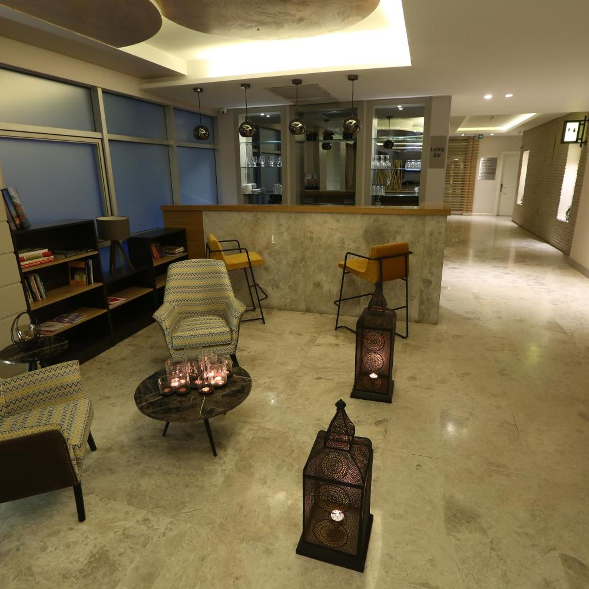 Wes Hotel 33/55