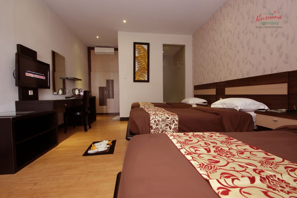 Kusuma Agrowisata Resort Convention Hotel 37/64