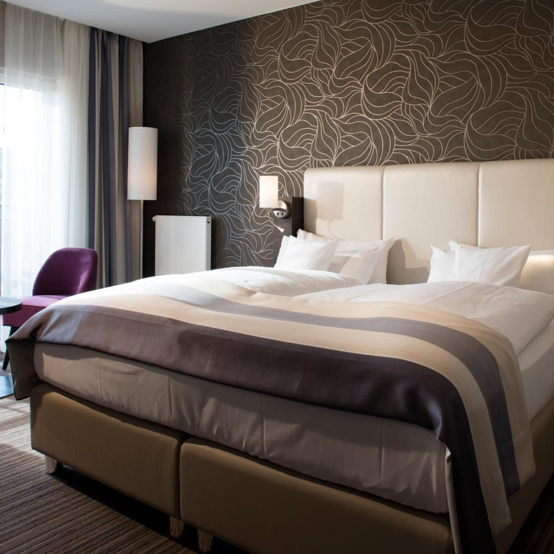 Room, Double Bed