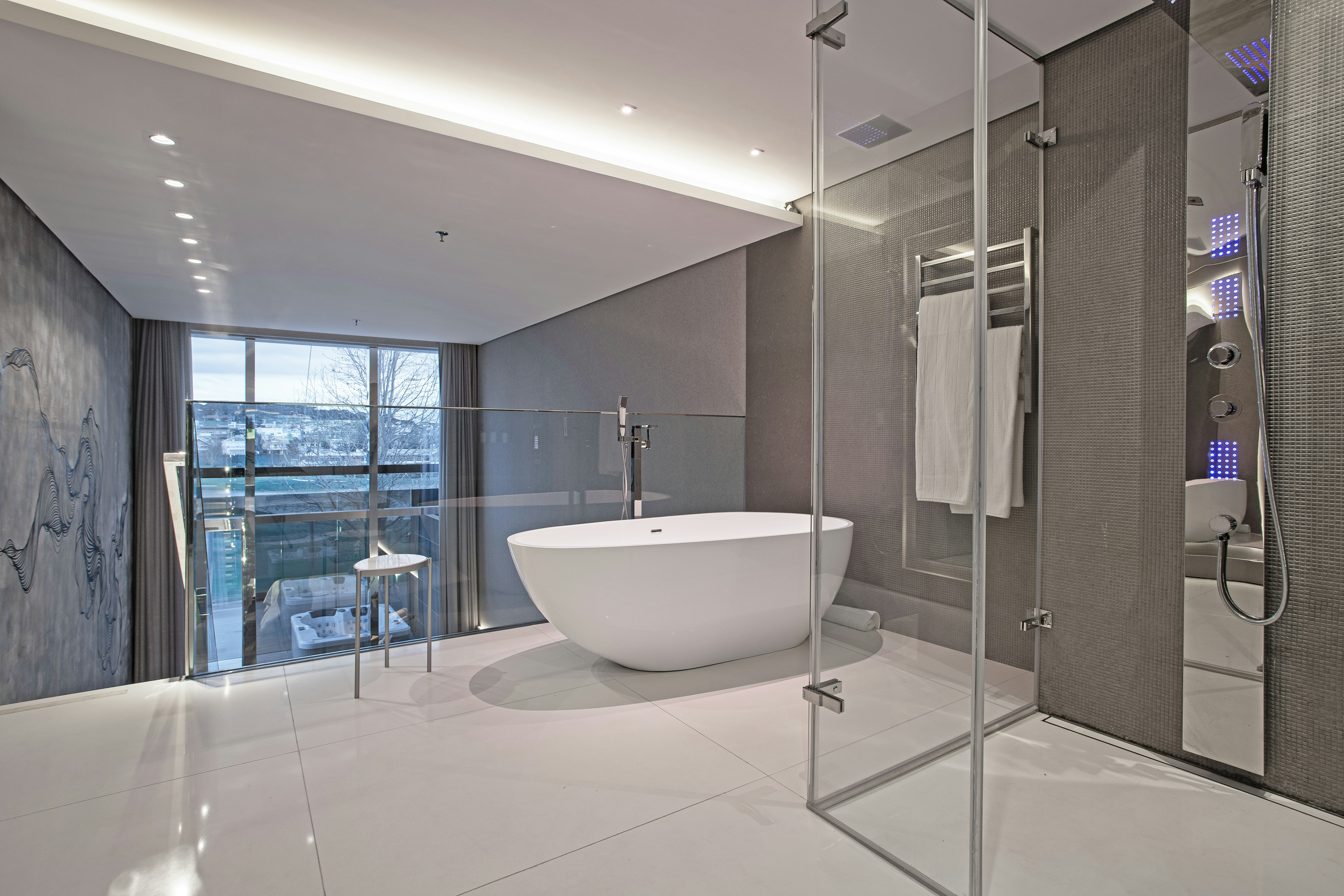 Suryaa Hotel Pinhais, Curio Collection by Hilton 48/50