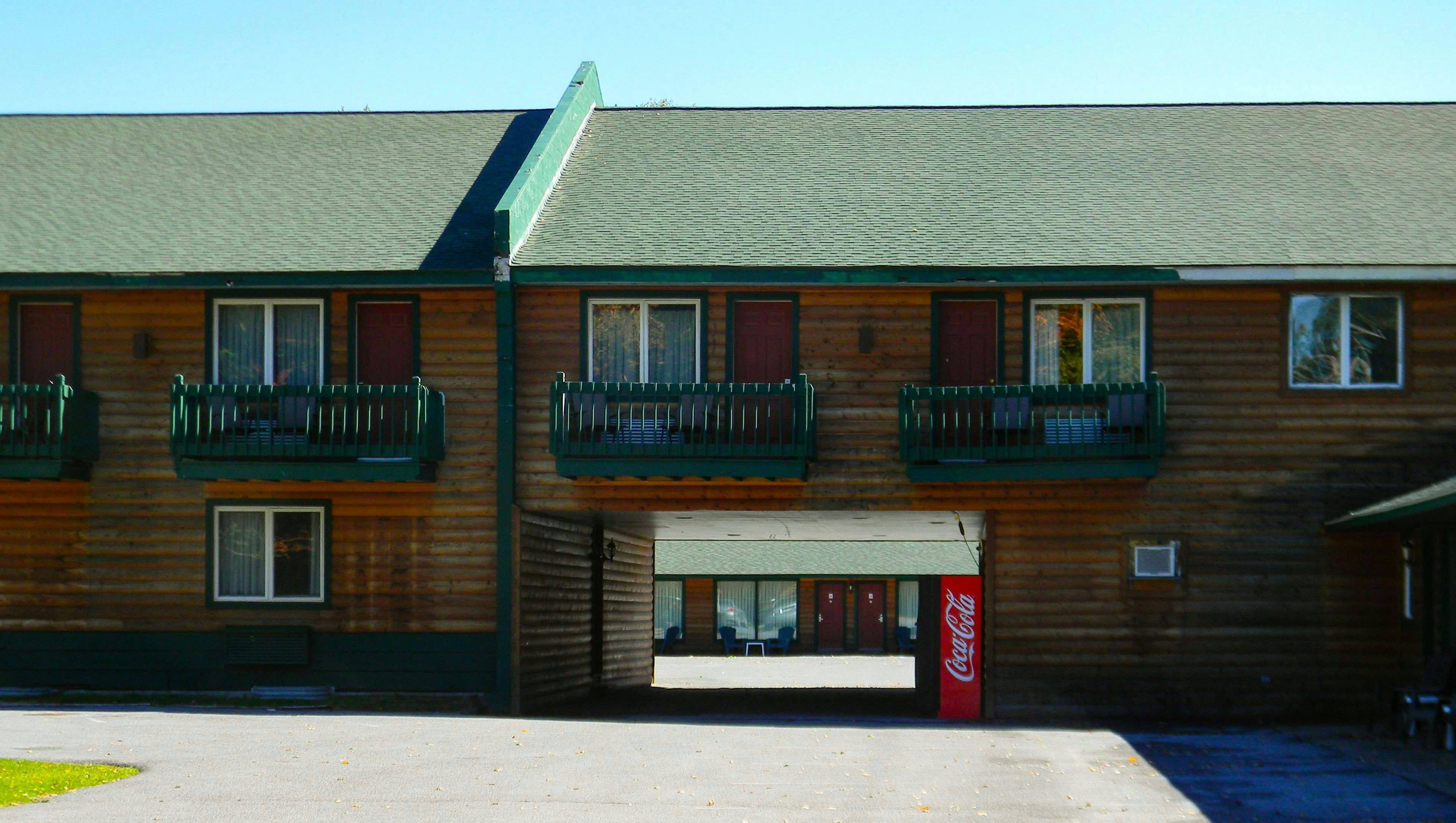 ADIRONDACK LODGE OLD FORGE 4/55