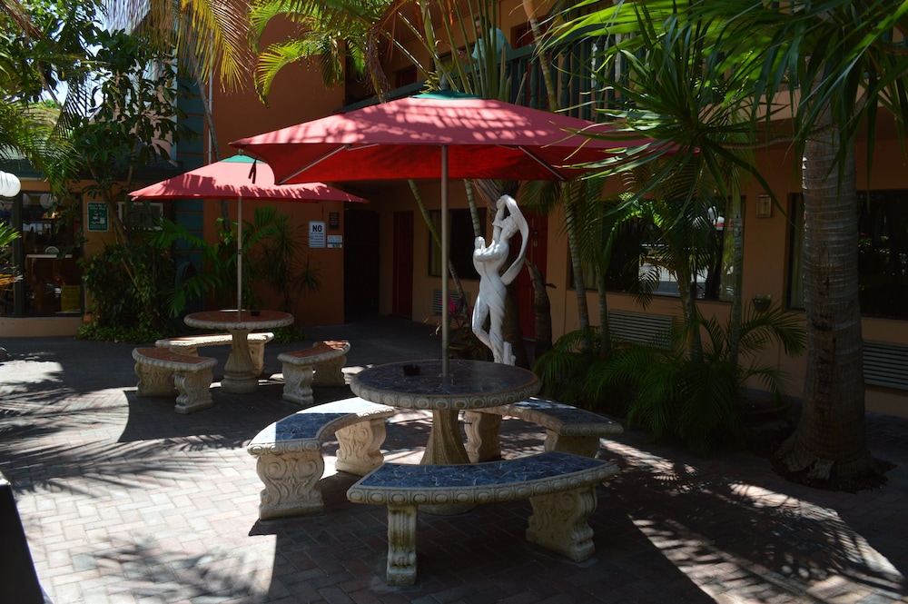 Fort Lauderdale Beach Resort Hotel And Suites 38/42