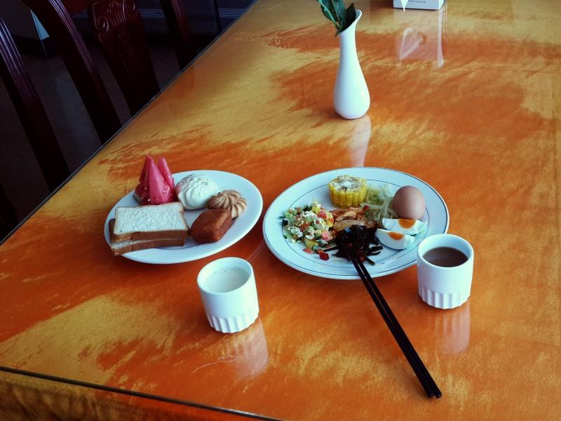 GreenTree Inn LianYunGang Xinpu District East JieFang Road Wanda Square Hotel 37/38
