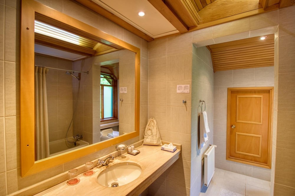 Puyuhuapi Lodge & Spa 50/50