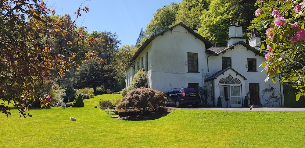 Foxghyll Country House B&amp;B 29/42