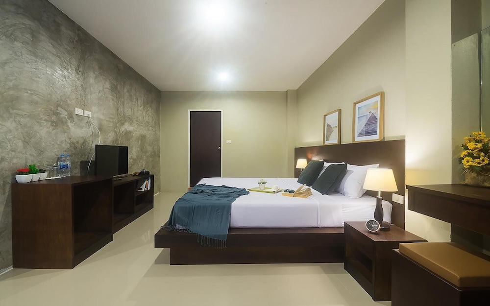 Green Leaf Hostel 16/40