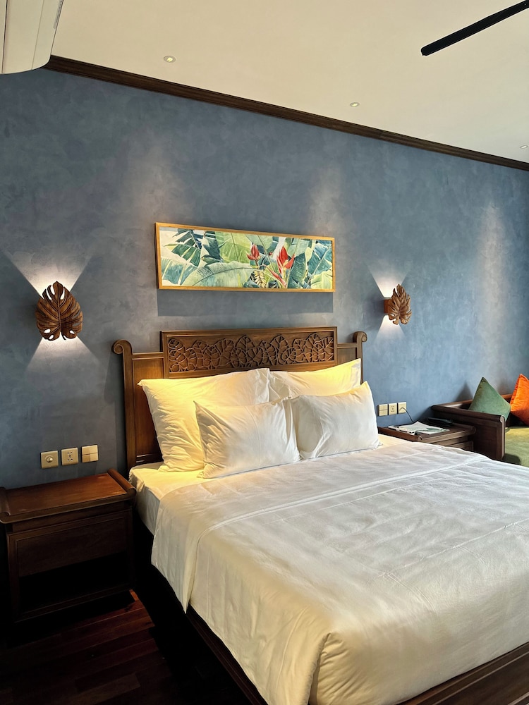 SUPERIOR, DOUBLE BED