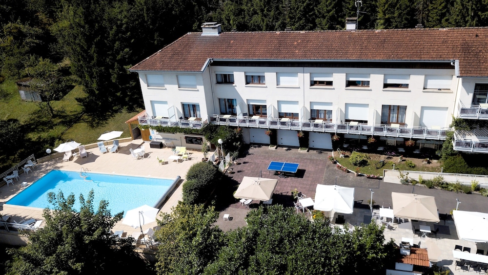 HOTEL RESTAURANT LA MAISON CARREE 1/33
