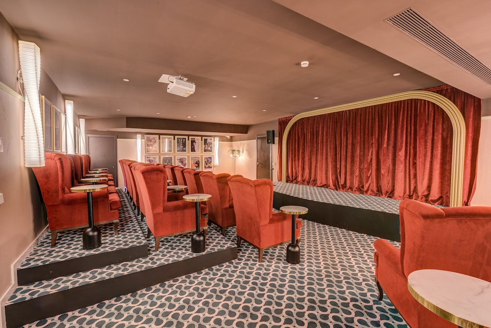 Grand Paradiso Ibiza - Adults Only 38/50