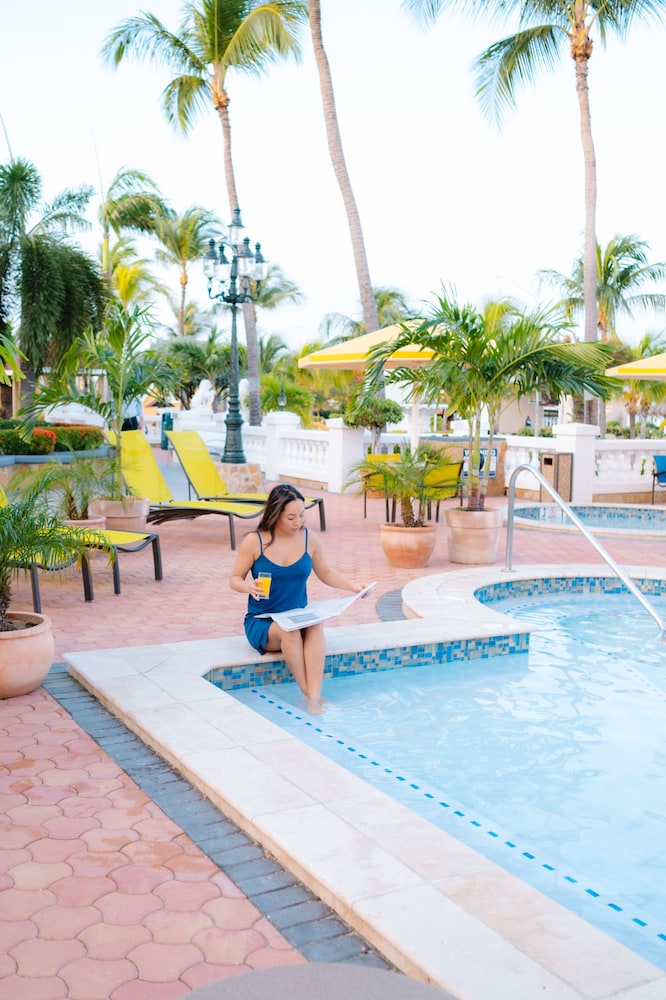 Amsterdam Manor Beach Resort 65/72