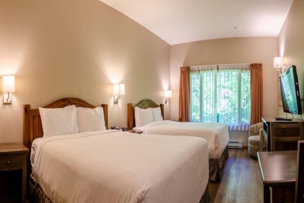 1 Bedroom, Family Suite, 2 Queen Beds, Sofa