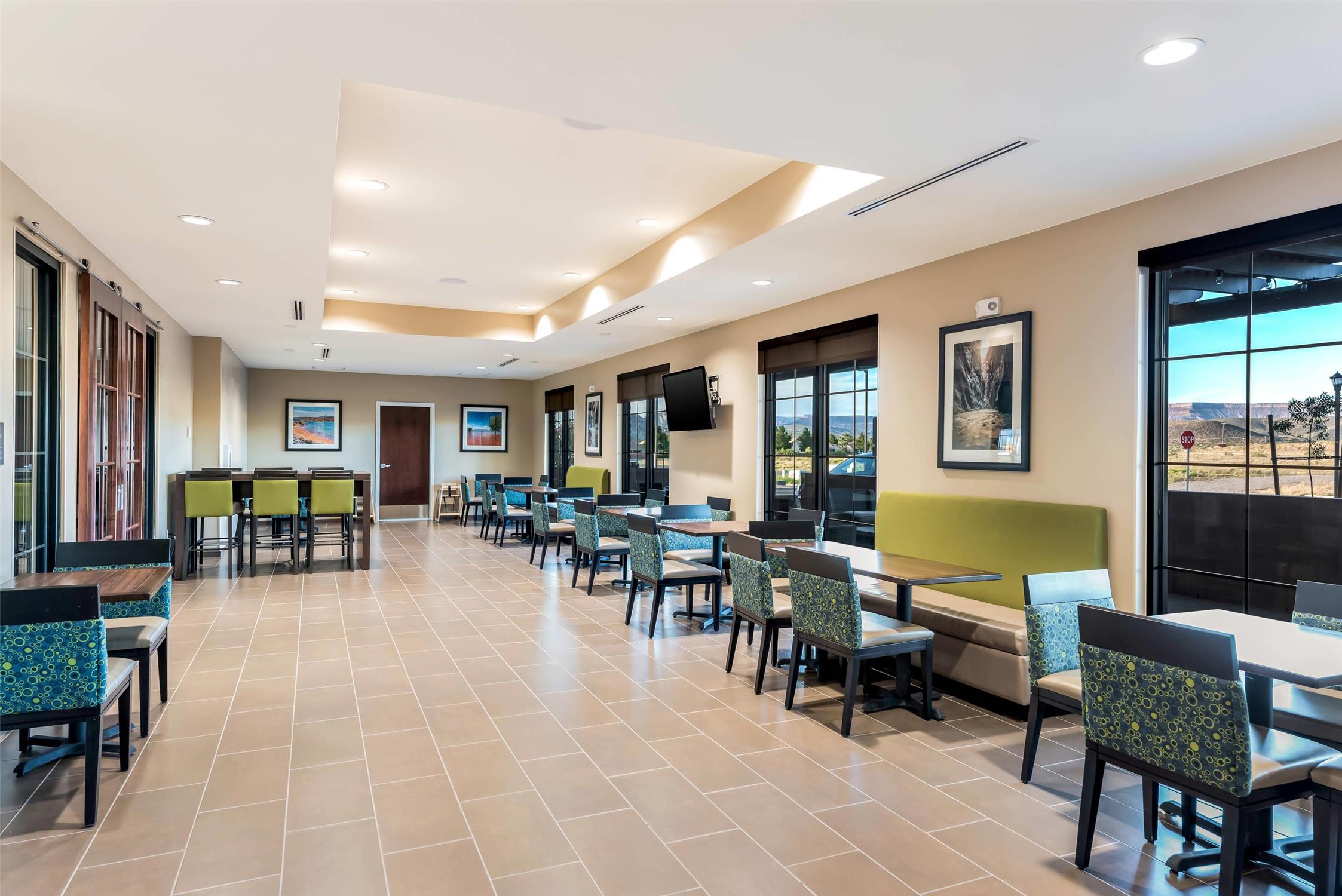 Comfort Inn & Suites Zion Park Area 33/47