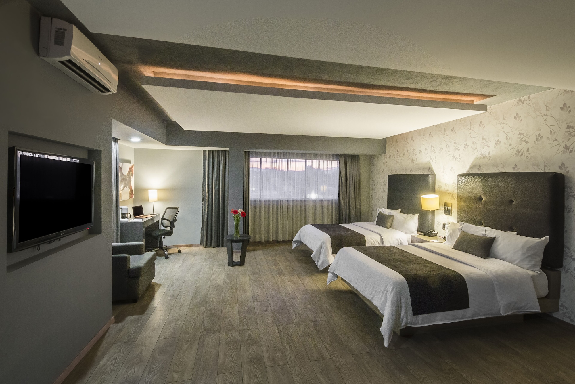 EXECUTIVE, DOUBLE BED