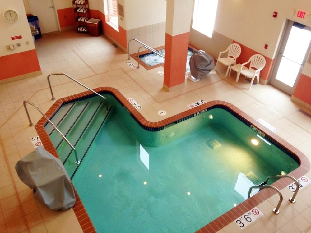 Grandstay Residential Suites Hotel - Sheboygan 31/69