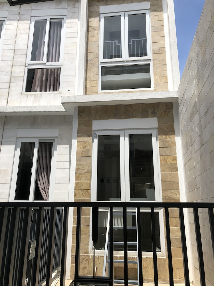 Homestay Des Amis - Ban Huu 2/23