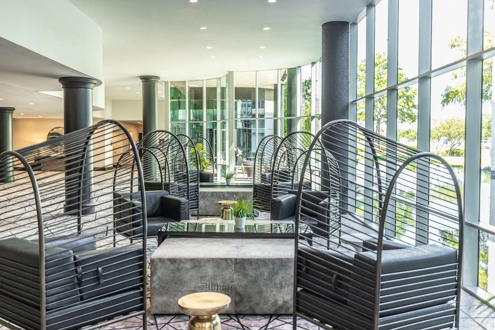 Hyatt Regency Houston West 39/61