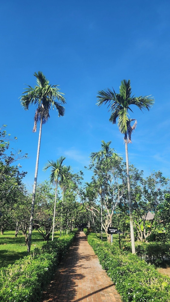 Hue Ecolodge 60/65