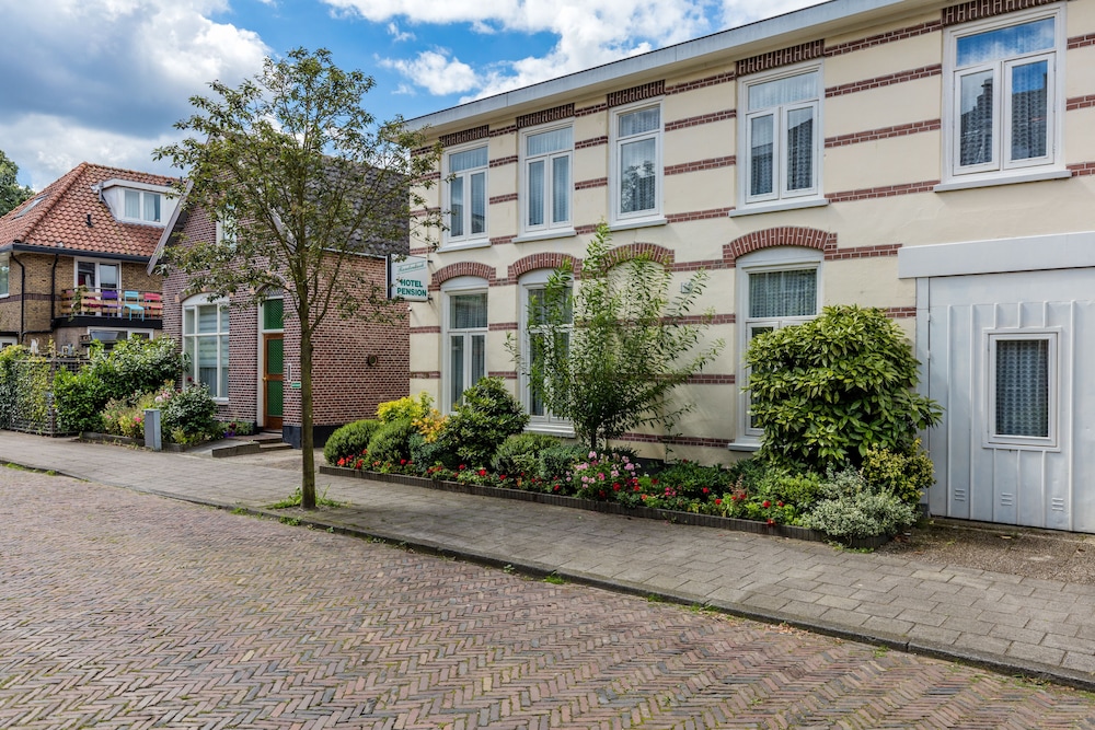 Hotel Pension Randenbroek 34/42