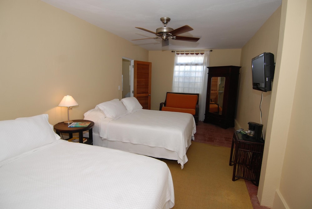 Club Comanche Hotel St Croix 20/58