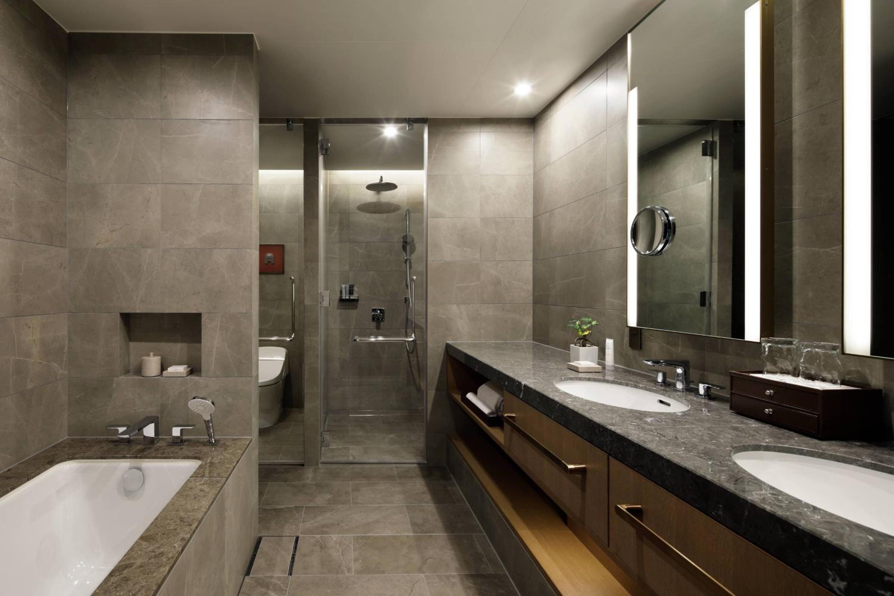 Griffin, Junior Suite, King Bed, City View, Sofa، JW Marriott Hotel Nara 6/6