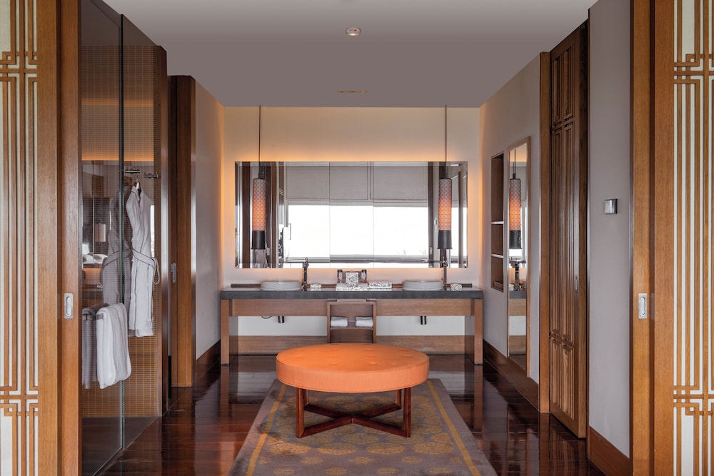 PARK HYATT SANYA SUNNY BAY RESORT 61/71