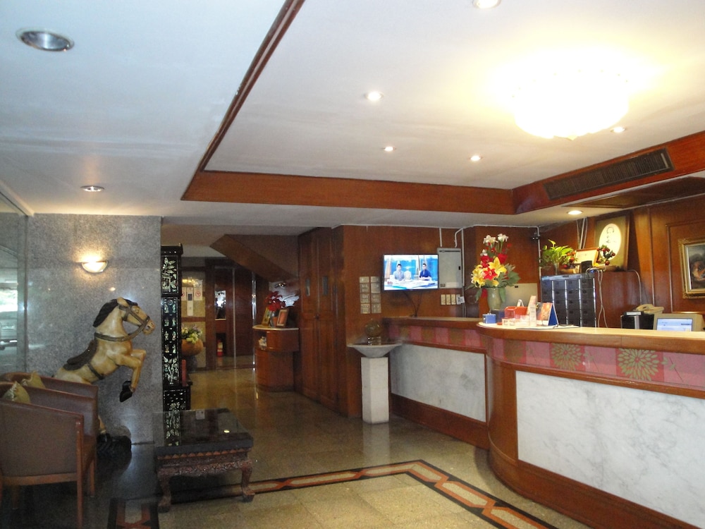 Interchange Tower Serviced Apartment 9/49