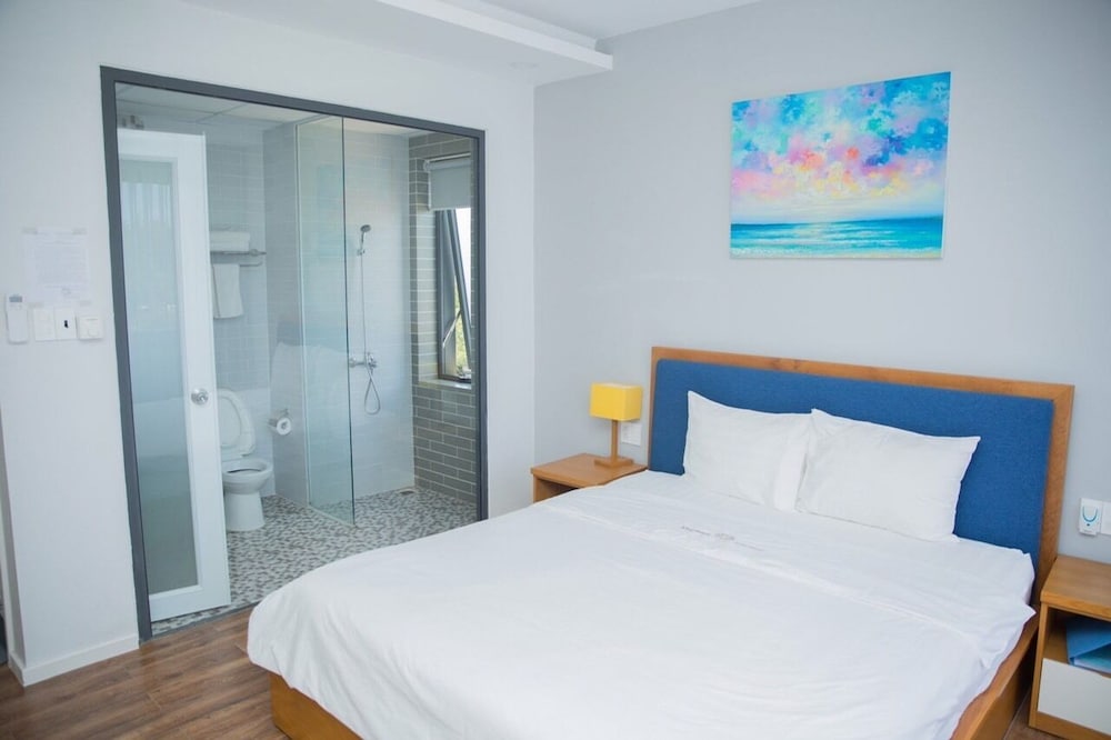 Ocean Pearl Villa 8/42