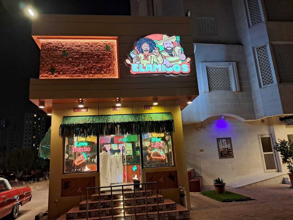 Spice Boutique Hotel 38/44