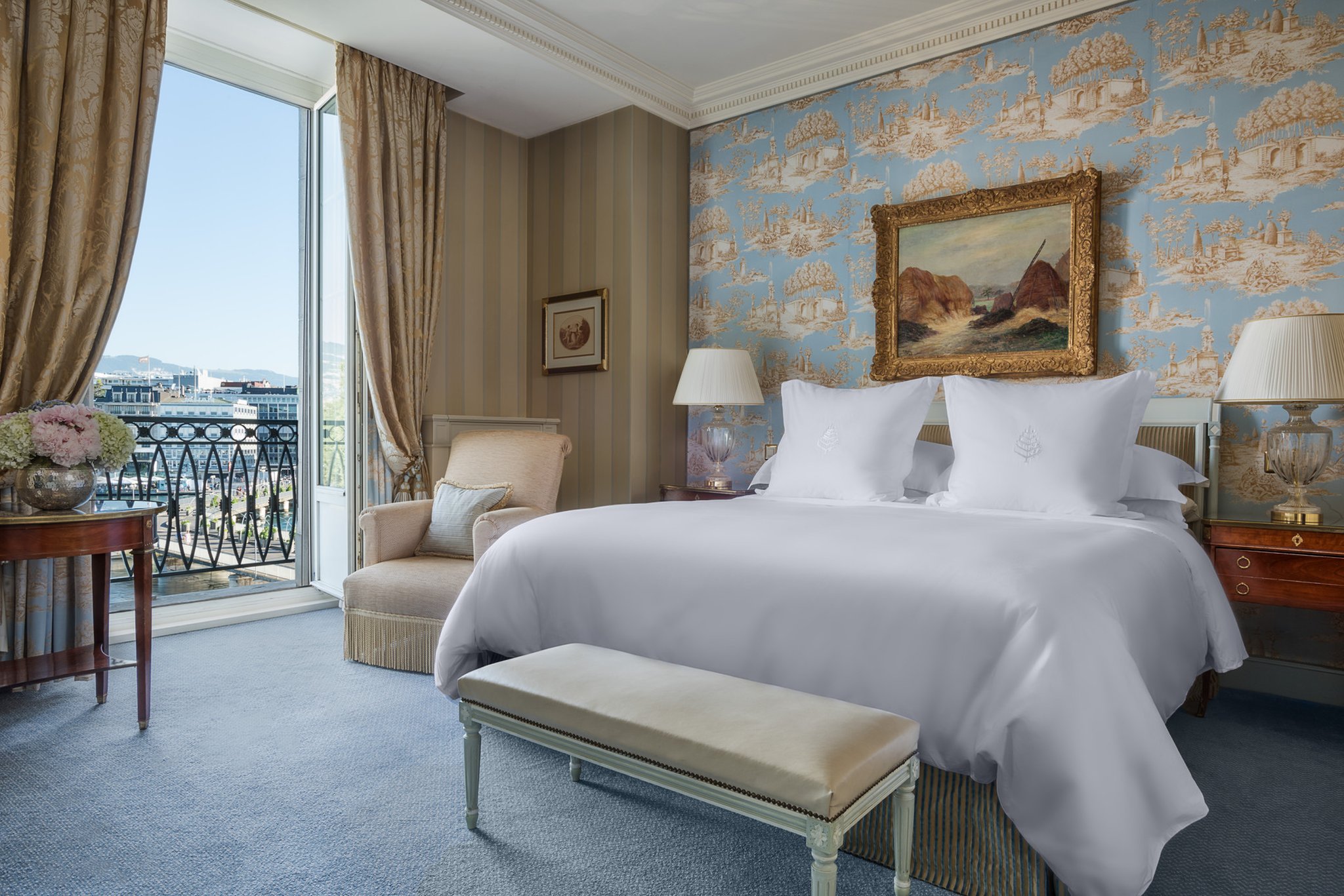 LEMAN, SUITE, KING BED